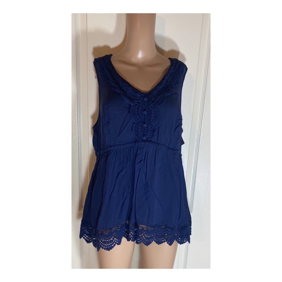 Torrid blue top - Picture 1 of 4